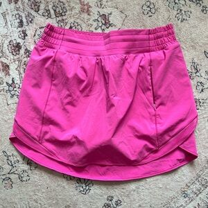 *NOT FOR SALE* Lululemon Sonic Pink Hotty Hot Skirt